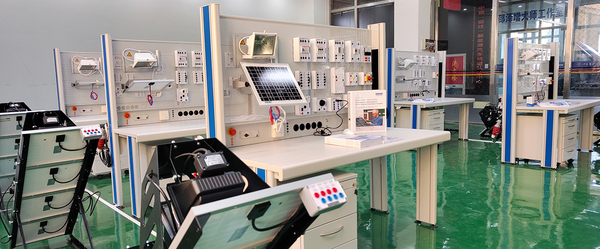 汉斯格雅的 TVET.jpg